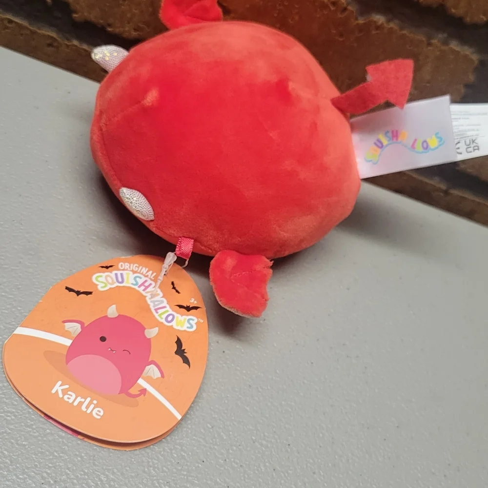 Karlie (Red Devil Bat) 4 Inch Halloween Squishmallow Kellytoy Squishmallows. NEW